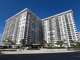 featured image of 405 N Ocean Blvd #825