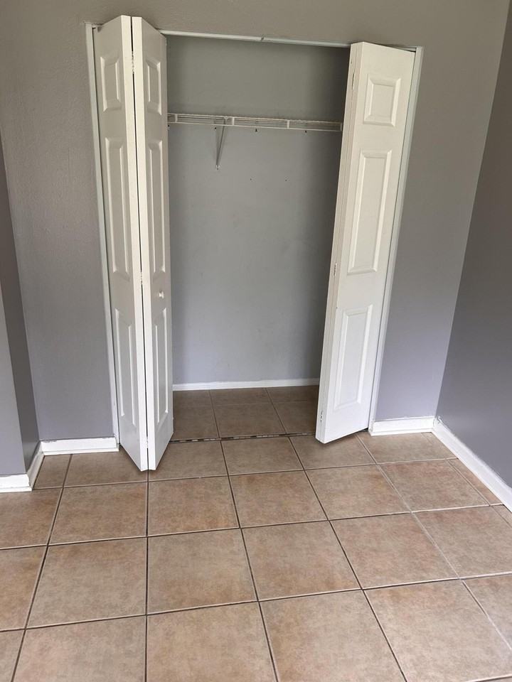2029 Se Hideaway Cir - Photo 7 of 12