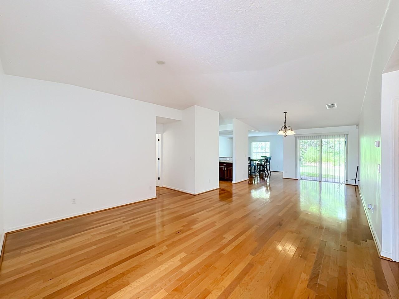 6416 Las Palmas Way - Photo 6 of 33