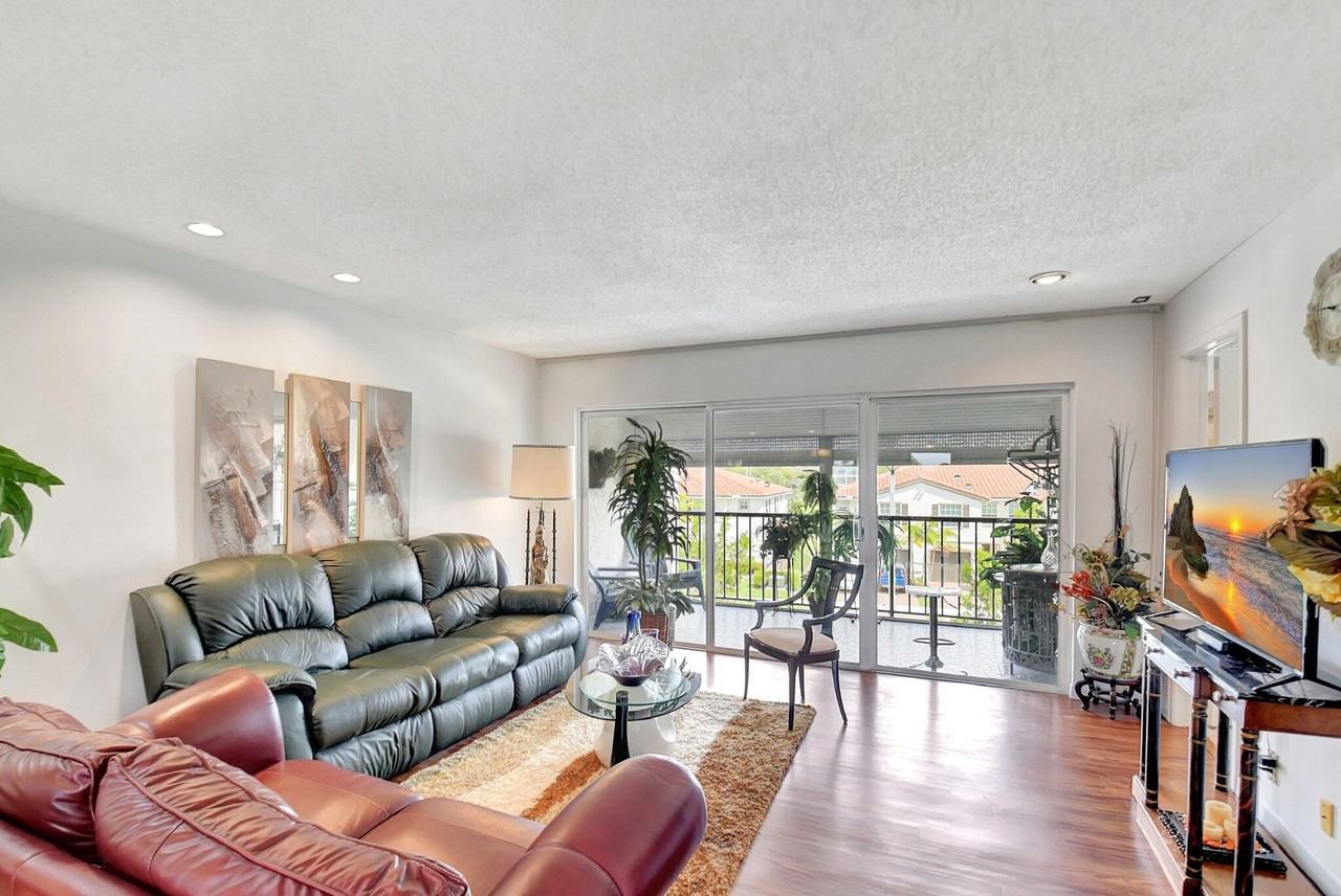 4070 Tivoli Ct #307 - Photo 4 of 43