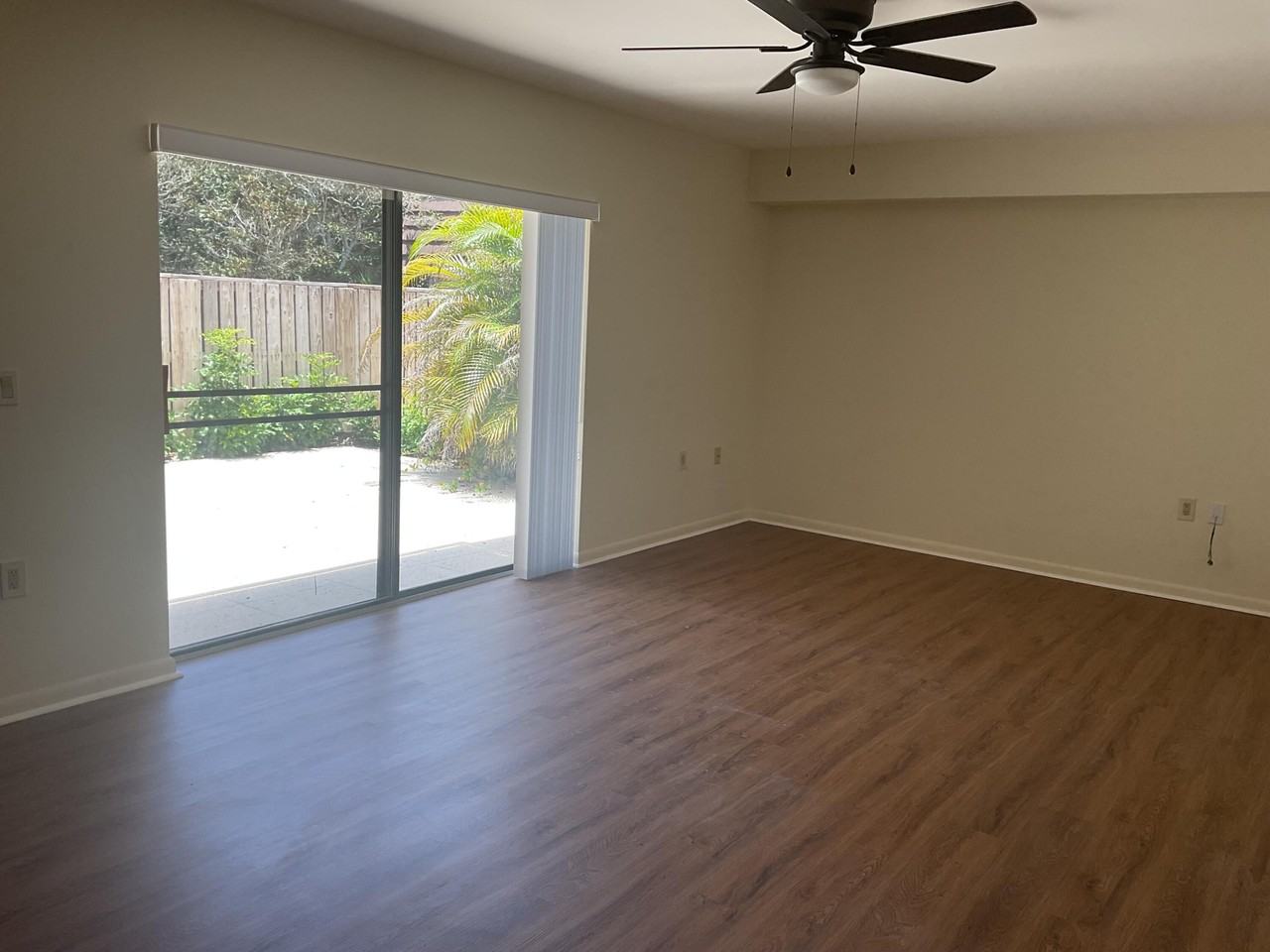 1231 12th Ct - Photo 7 of 33