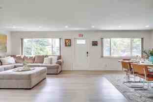124 Sw 2nd Ave - Photo 1 of 1