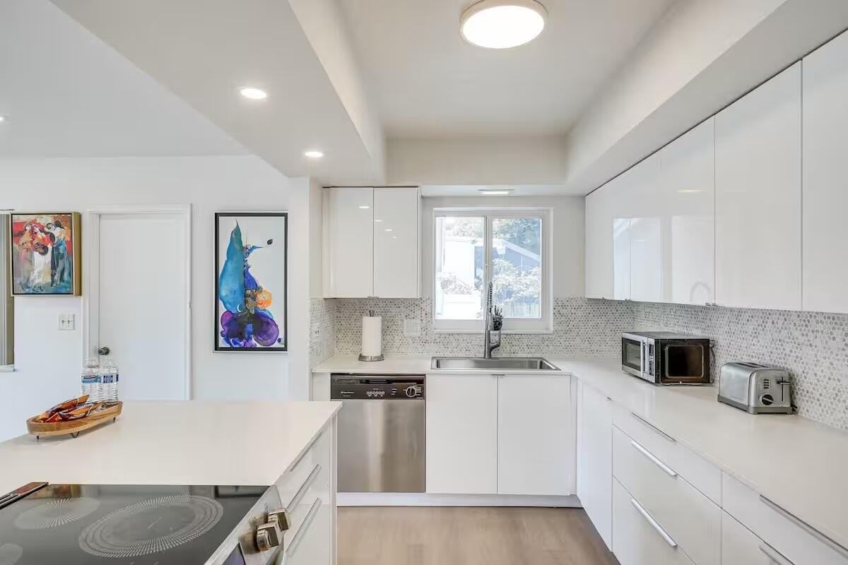 124 Sw 2nd Ave - Photo 6 of 28