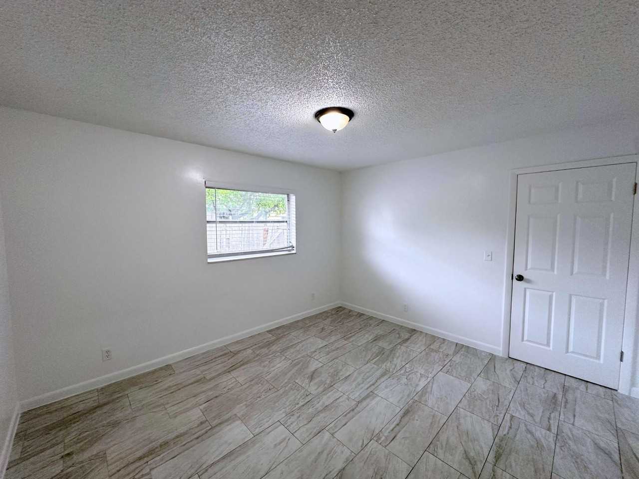 329 Melody Ln - Photo 6 of 16