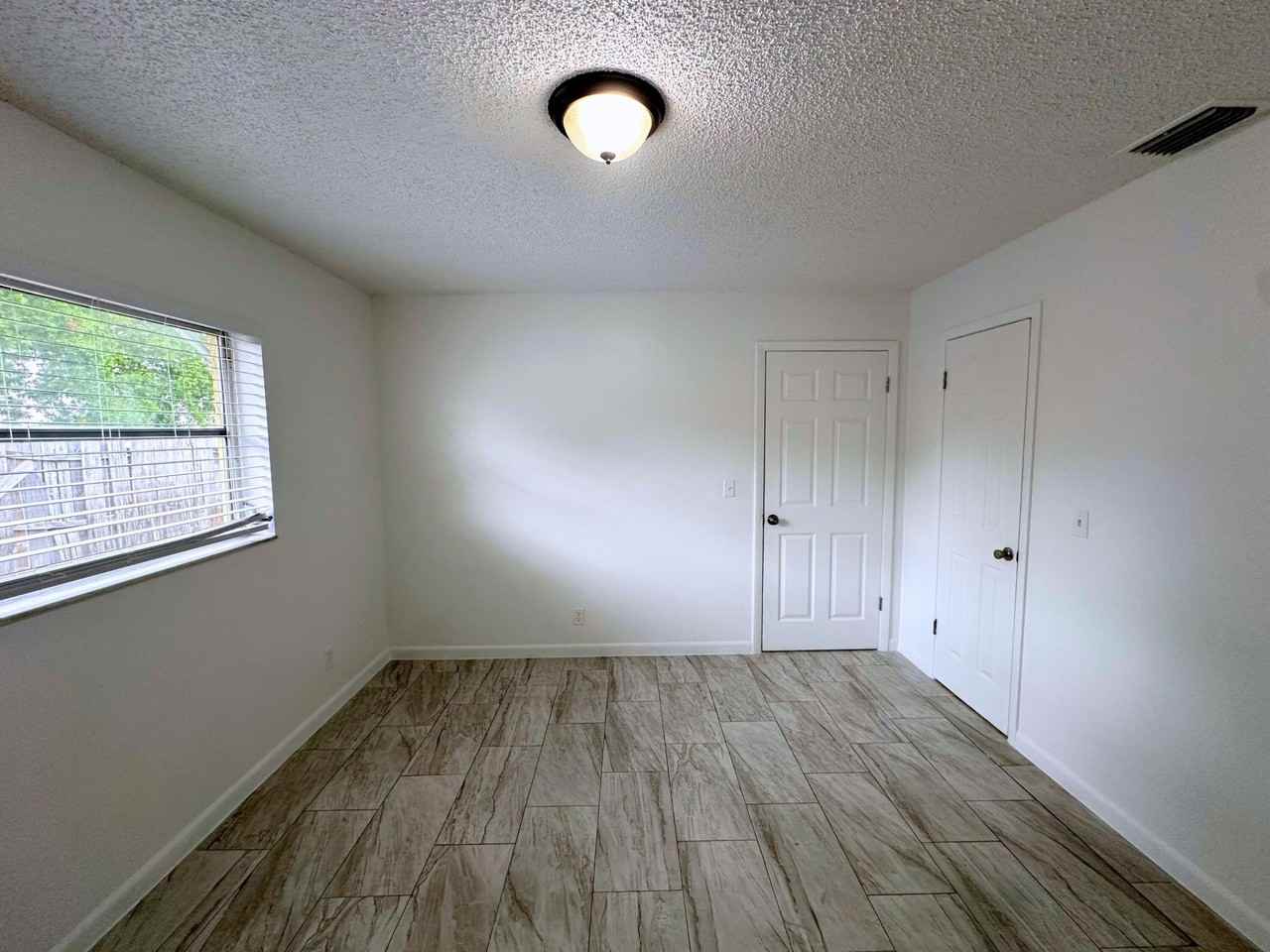 329 Melody Ln - Photo 7 of 16