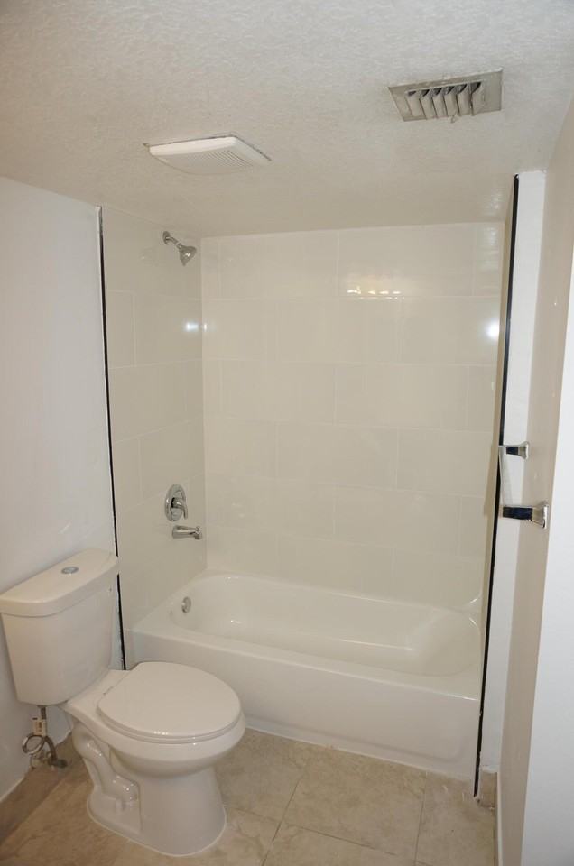 4021 San Marino Blvd #204 - Photo 6 of 18
