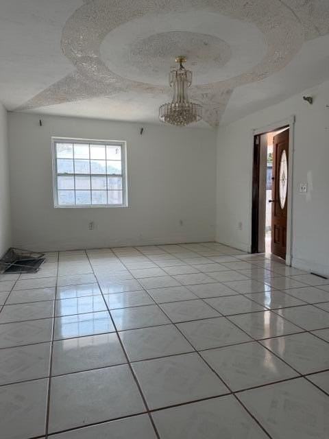 2975 Nw 96th St - Photo 5 of 9