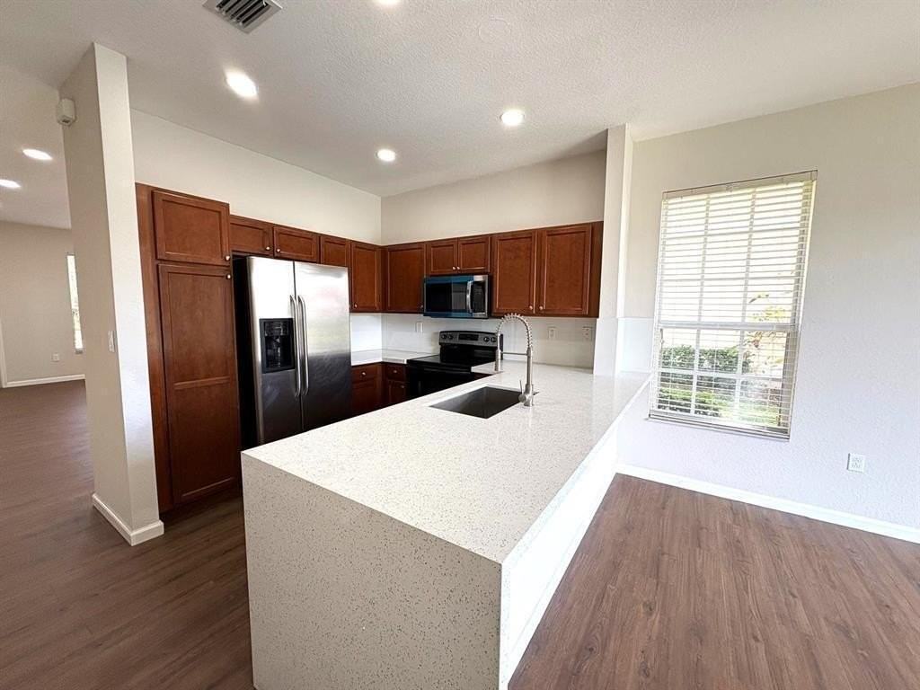3245 Nw 31st Ter - Photo 6 of 24
