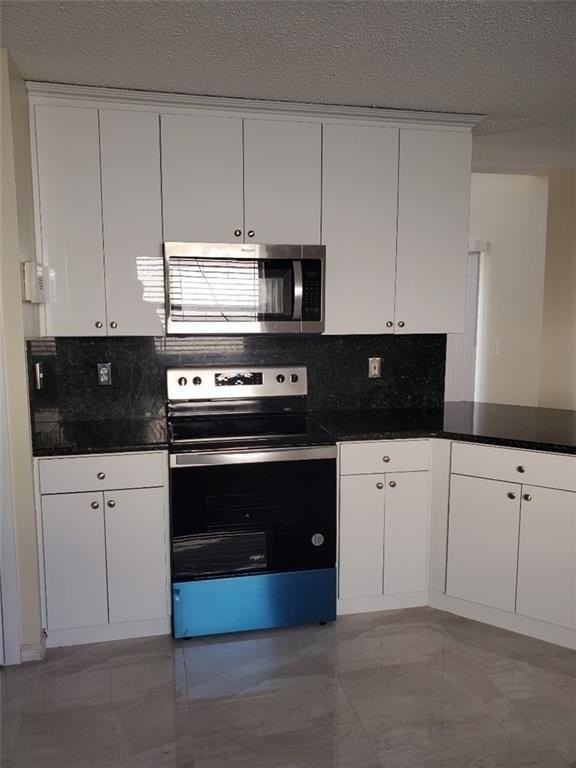 2348 Sw 177th Ave - Photo 3 of 23