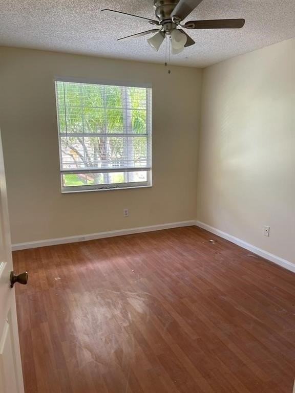 2348 Sw 177th Ave - Photo 5 of 23