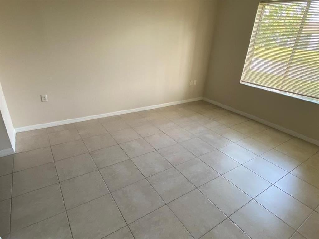7108 Glenmoor Dr #7108 - Photo 5 of 16
