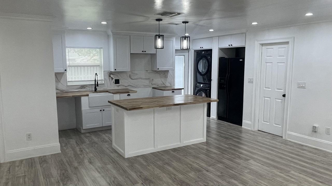 4779 Bonanza Rd - Photo 5 of 15