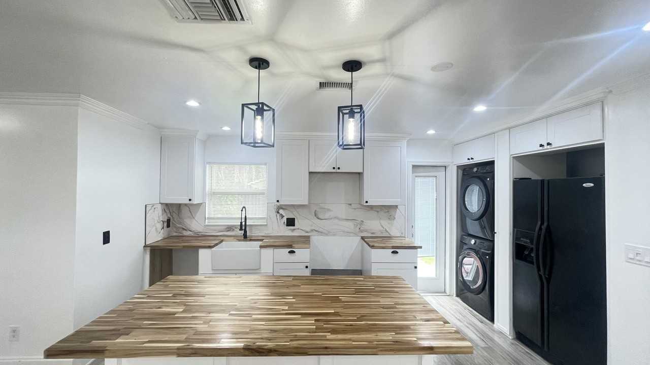 4779 Bonanza Rd - Photo 6 of 15