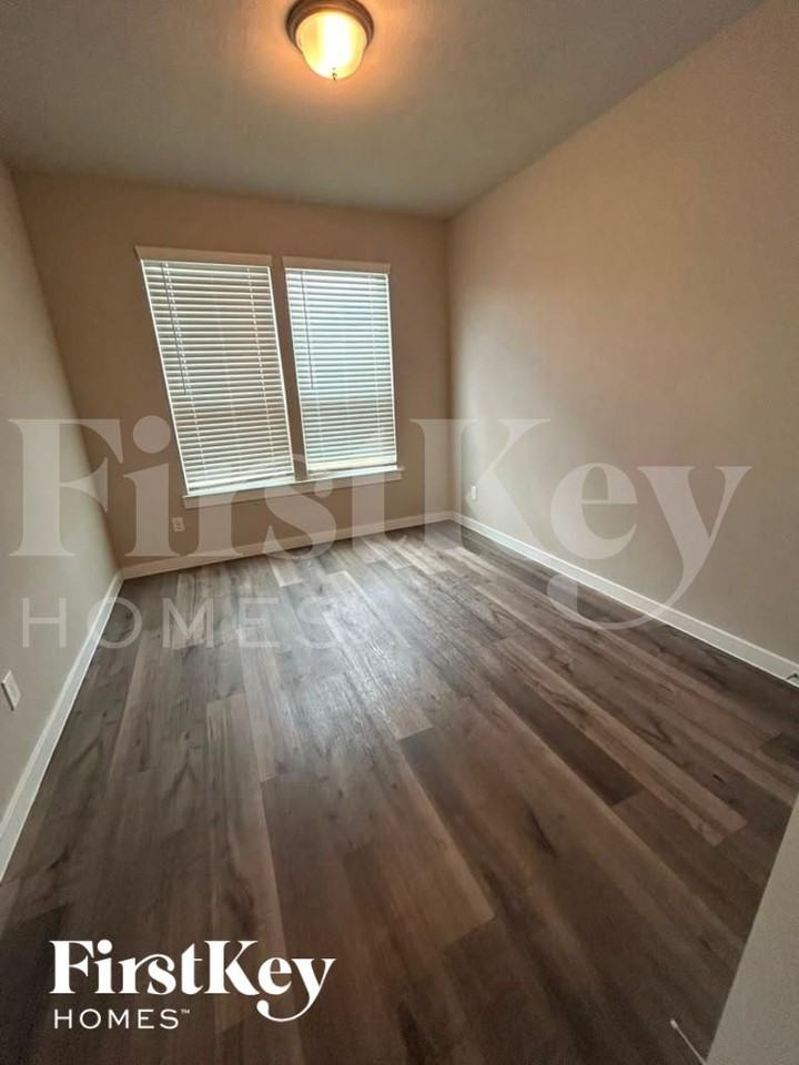 357 N Centro Cir - Photo 6 of 11