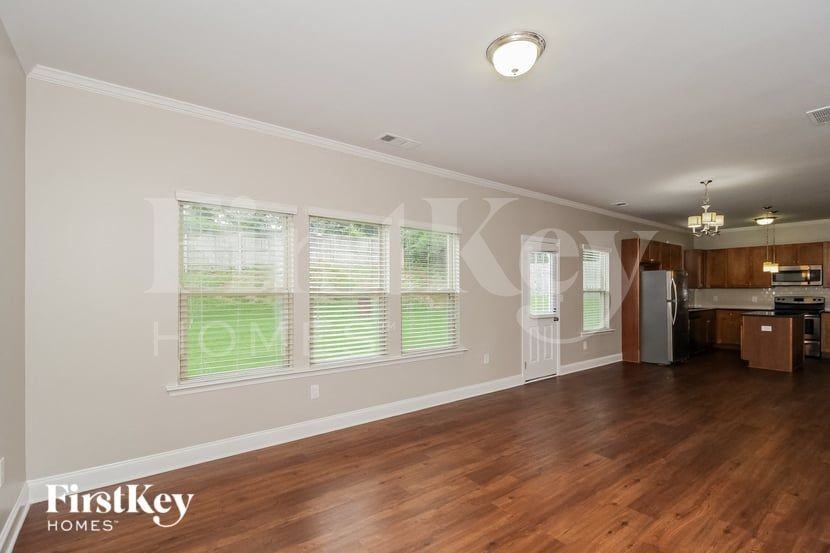119 Dynasty Ln - Photo 3 of 15