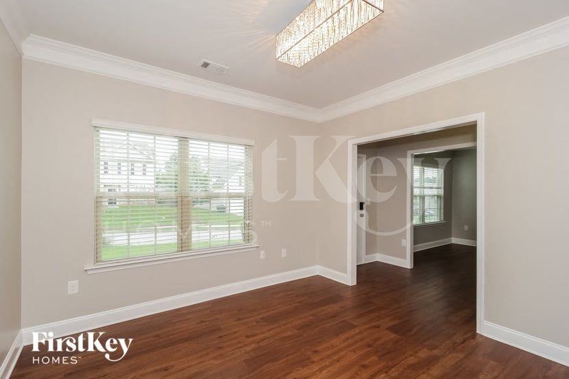 119 Dynasty Ln - Photo 4 of 15