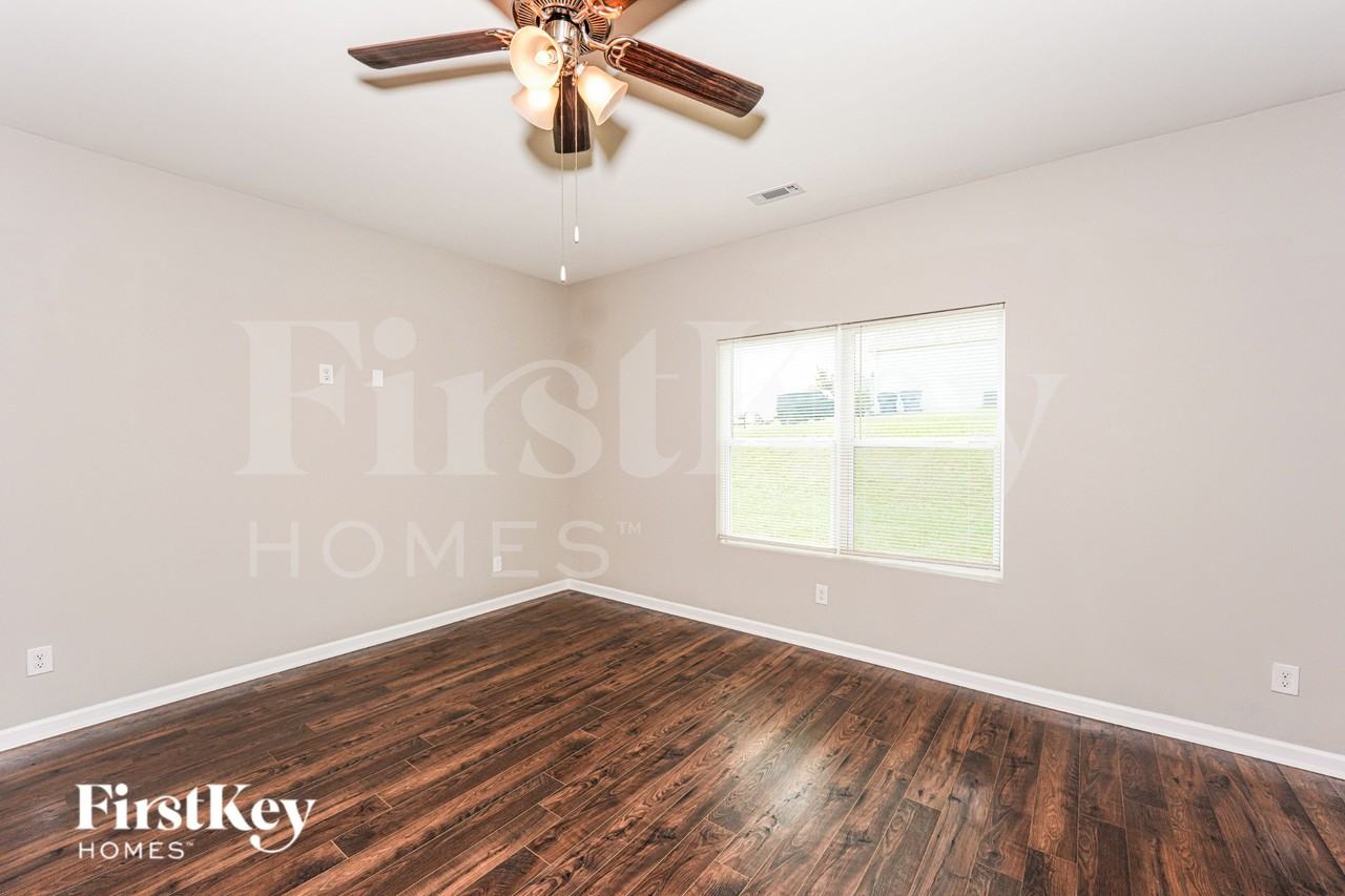 1024 Wood Duck Way - Photo 3 of 19