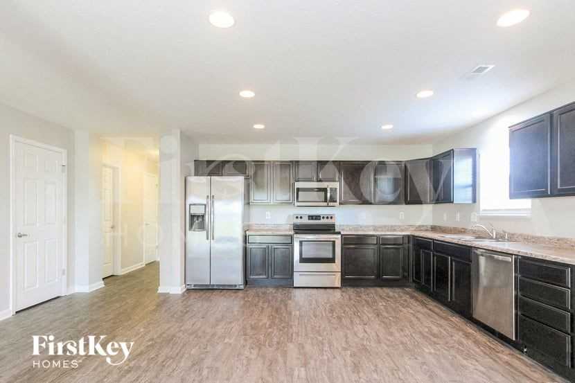 8154 Brookville Way - Photo 4 of 15