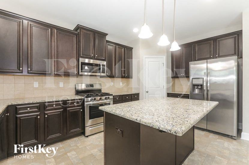 2115 Farmdale Ct - Photo 5 of 15