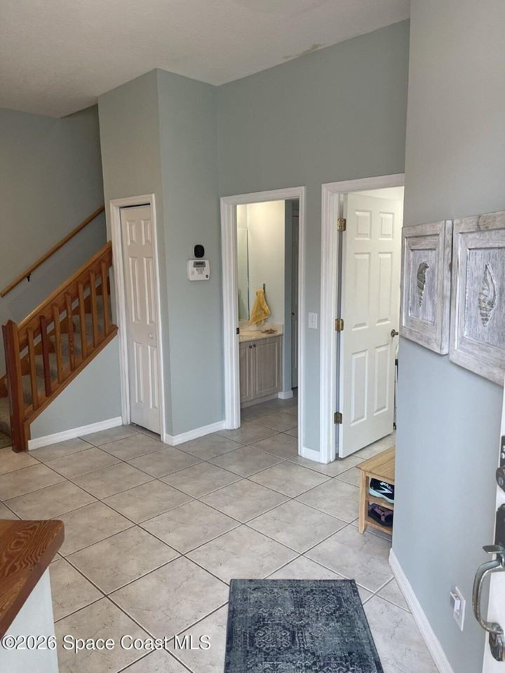 250 Saint Lucie Ln #14 - Photo 3 of 31