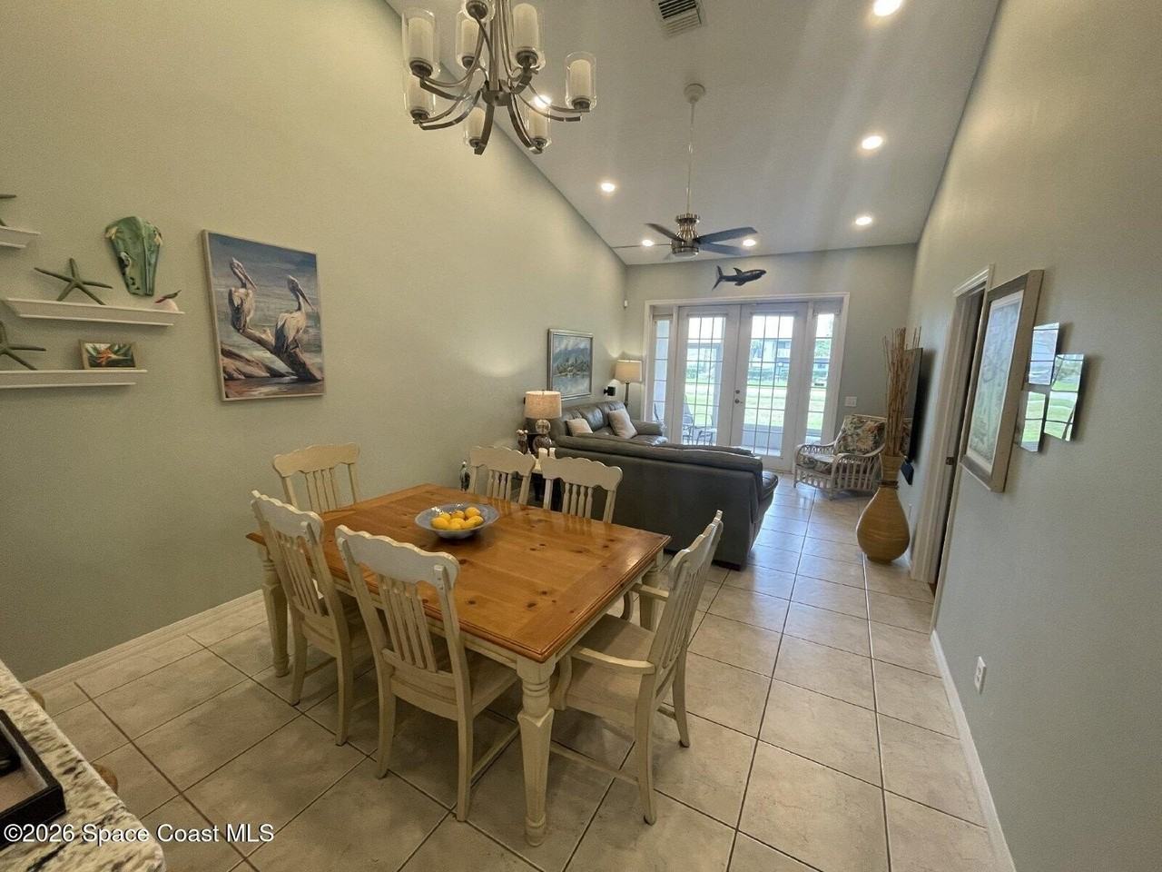 250 Saint Lucie Ln #14 - Photo 4 of 31