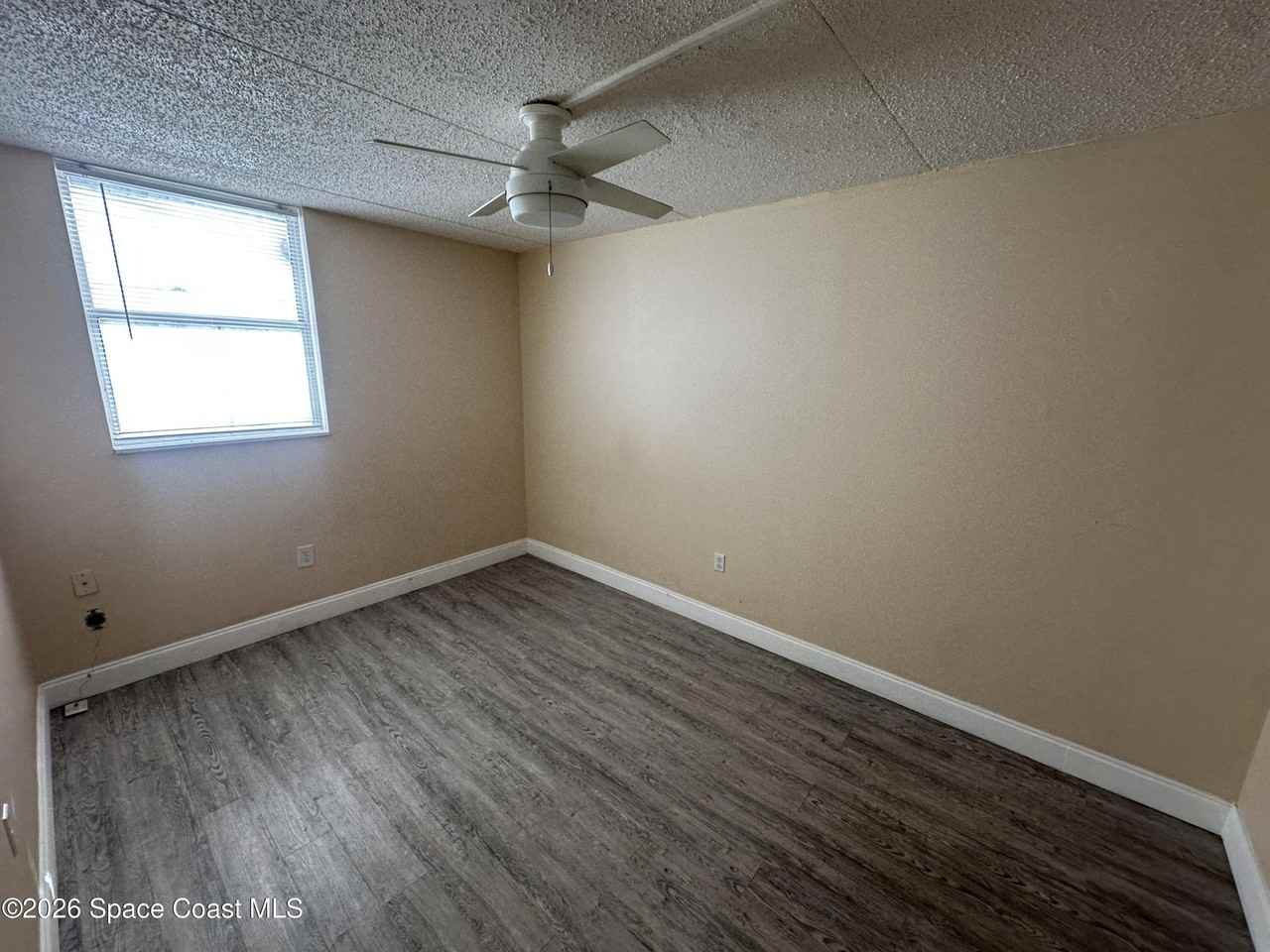 240 Stone St #6 - Photo 6 of 7