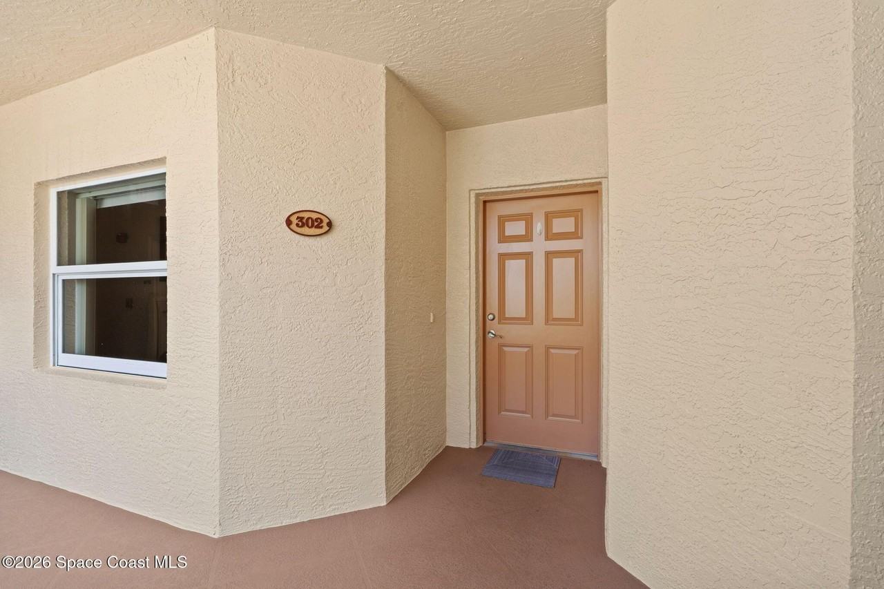817 Mystic Dr #302 - Photo 4 of 50