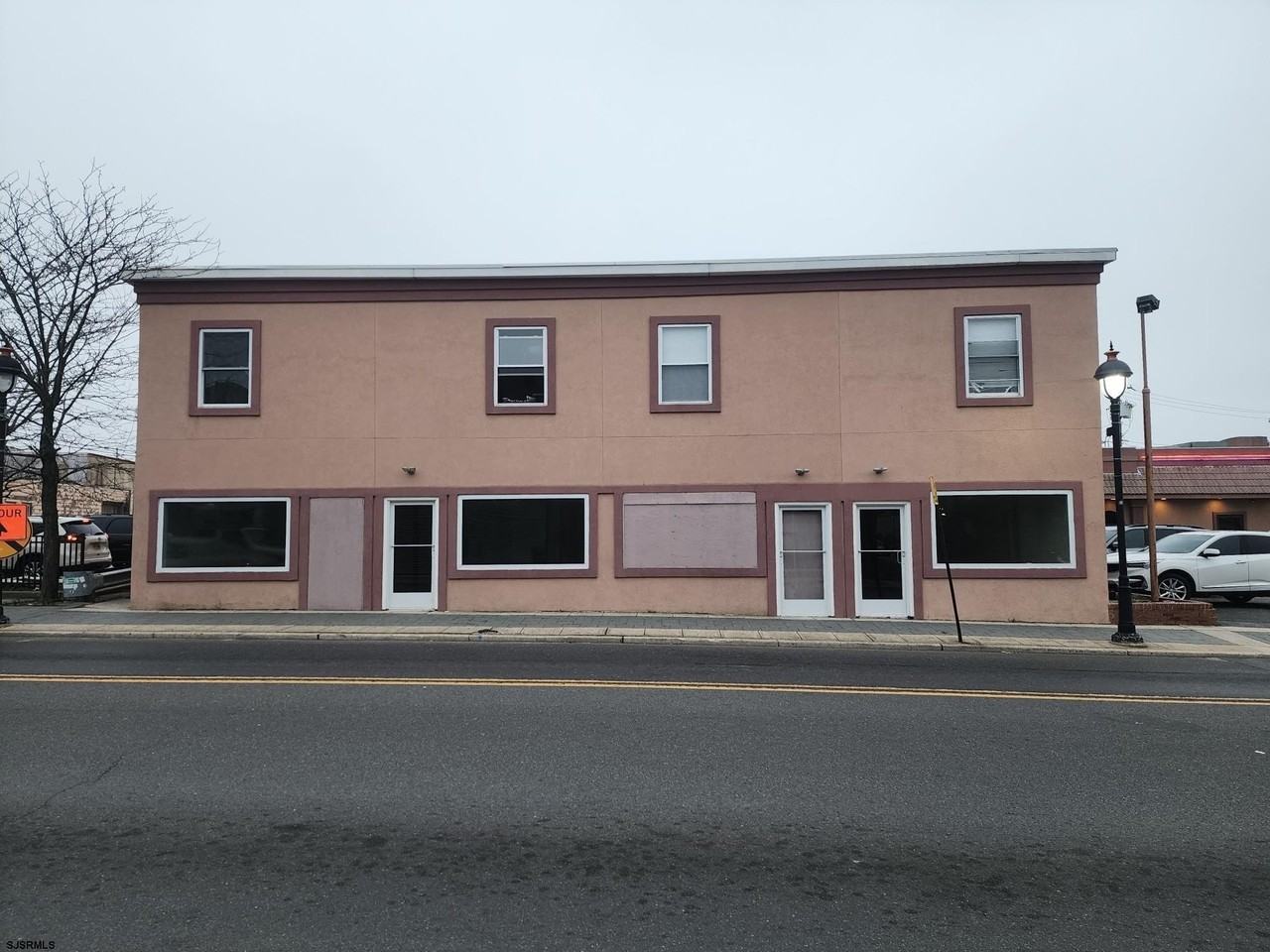 118 S Main St #201 - Photo 4 of 15