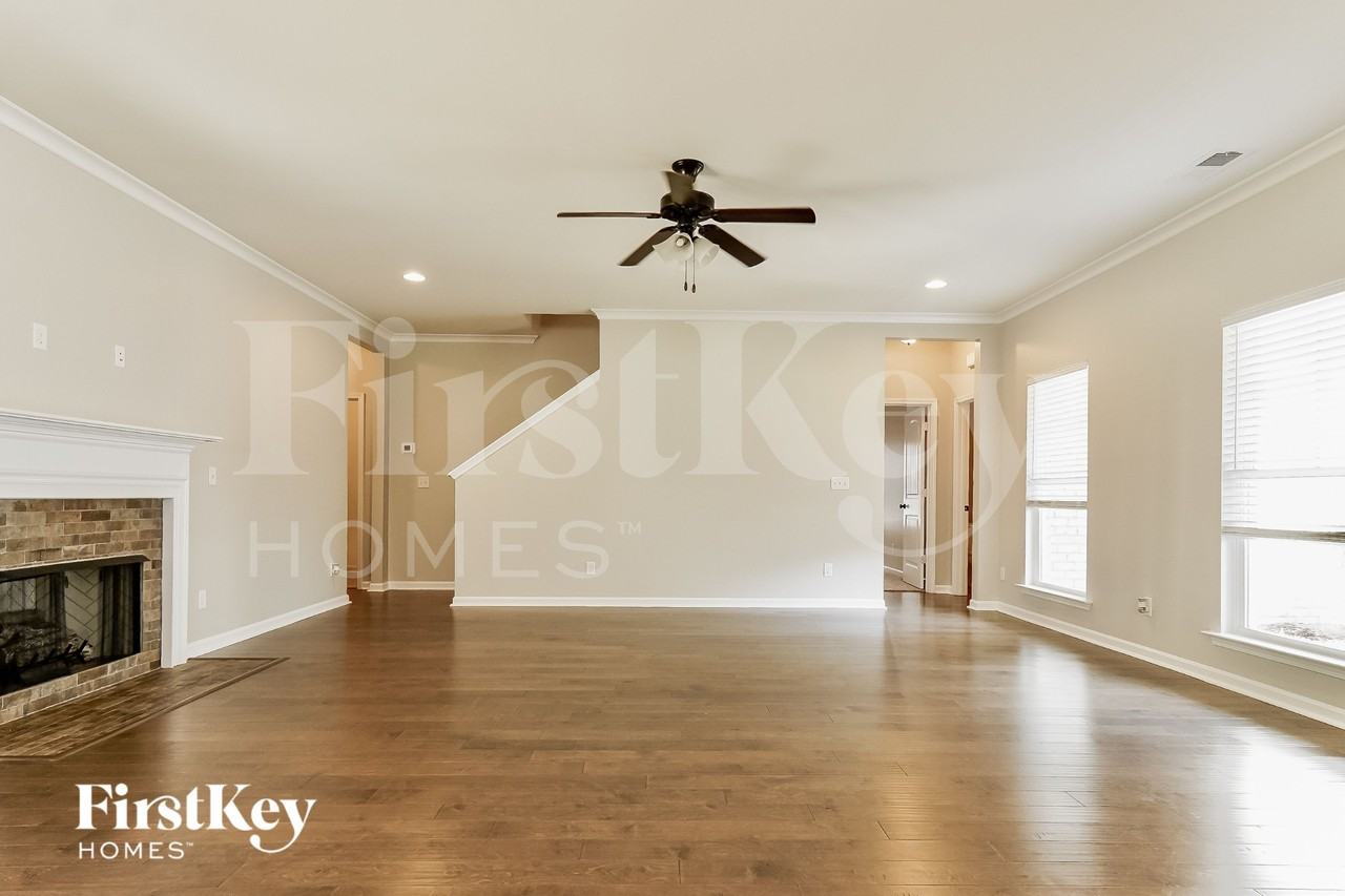 744 Helena Station Dr - Photo 5 of 15