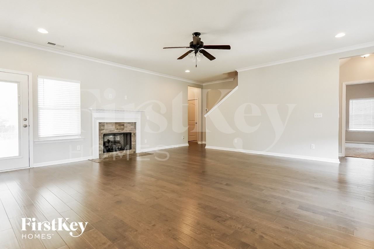 744 Helena Station Dr - Photo 6 of 15