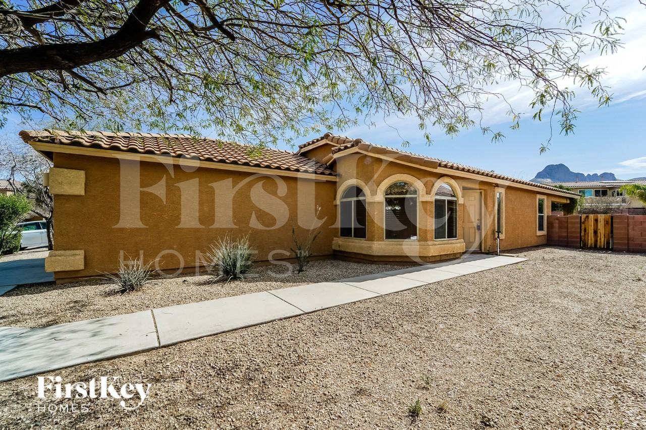 8711 N Moonfire Dr - Photo 3 of 15