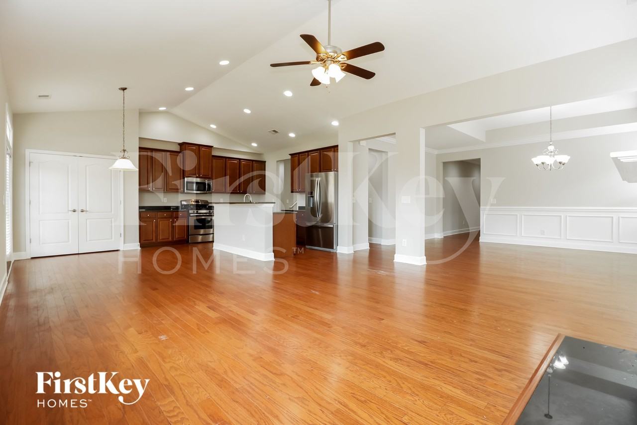 129 Lindera Preserve Blvd - Photo 3 of 15