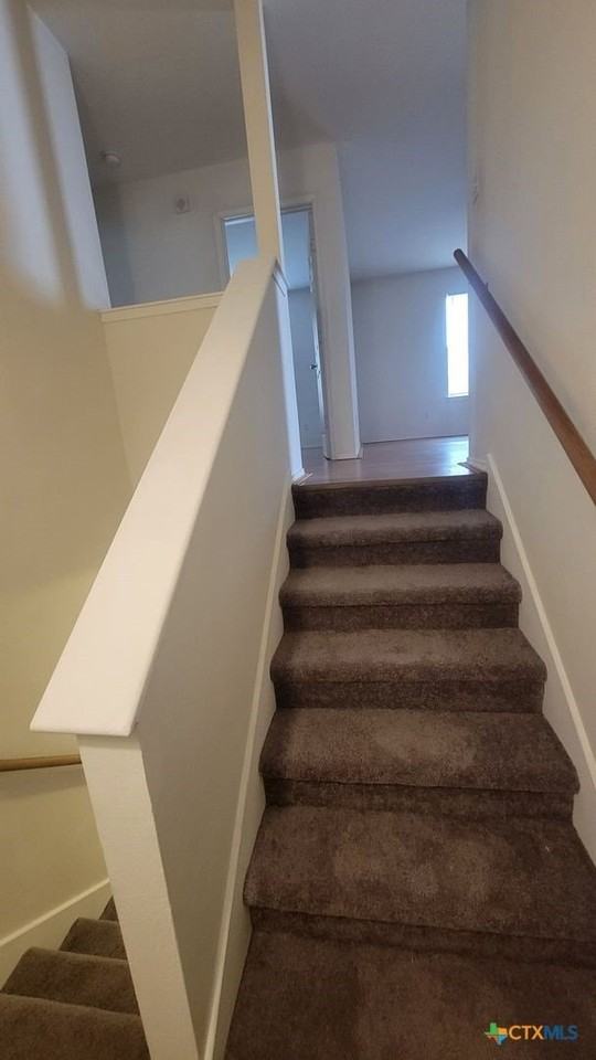 9213 Bellgrove Ct - Photo 7 of 11