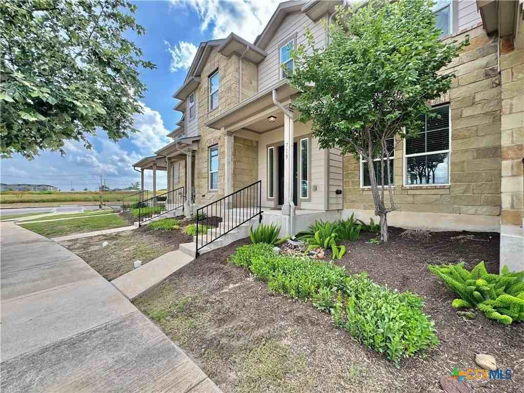 713 Katmai Cir - Photo 3 of 38