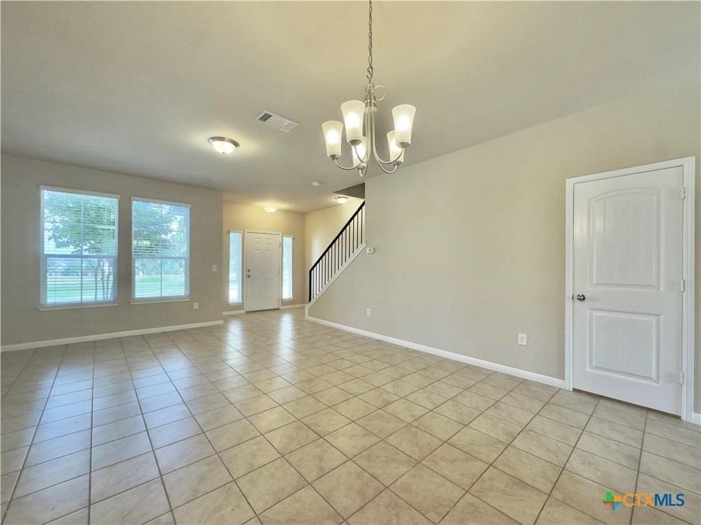 713 Katmai Cir - Photo 7 of 38