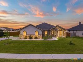featured image of 2509 Meadow Lark Dr