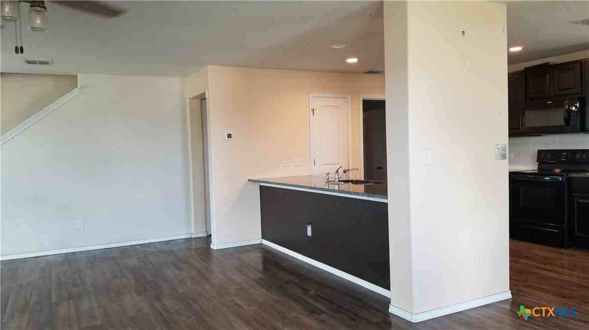 2401 Ranger Pass - Photo 7 of 22