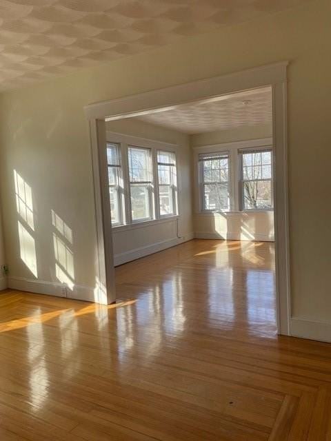 443 River Ave - Photo 5 of 18