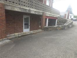 featured image of 122 Jane St #B