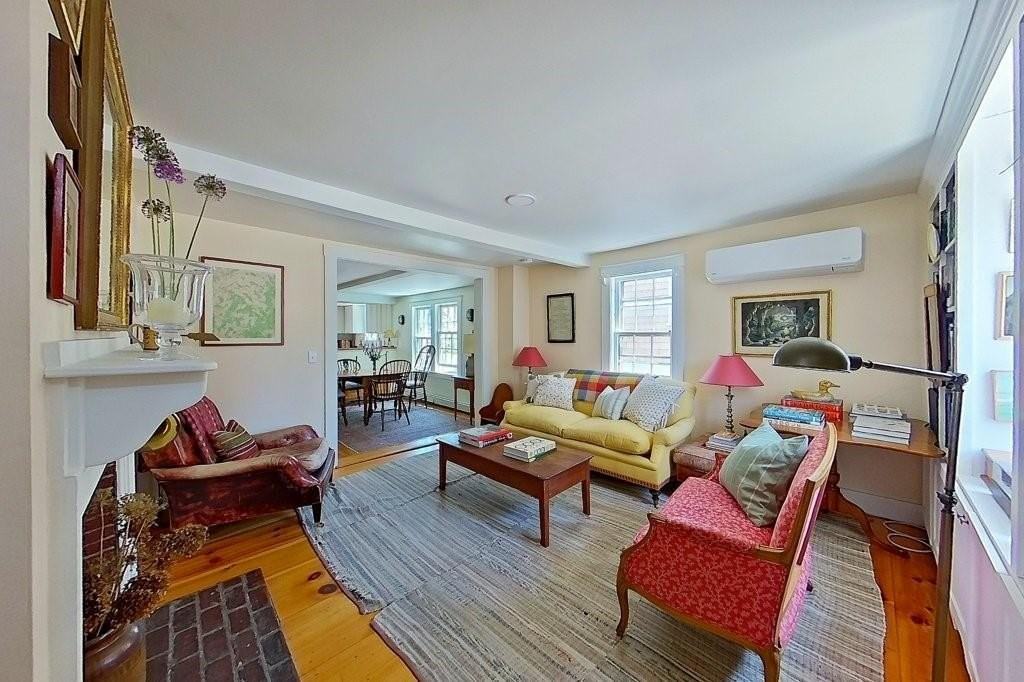 12 Sherman St - Photo 2 of 36