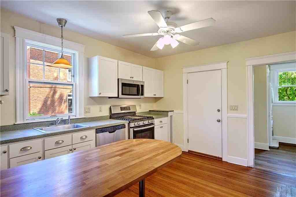67 E Manning St #1 - Photo 5 of 26