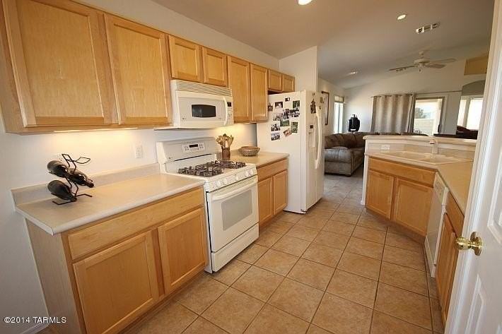 8851 N Palo Verde Bluffs Pl - Photo 2 of 22