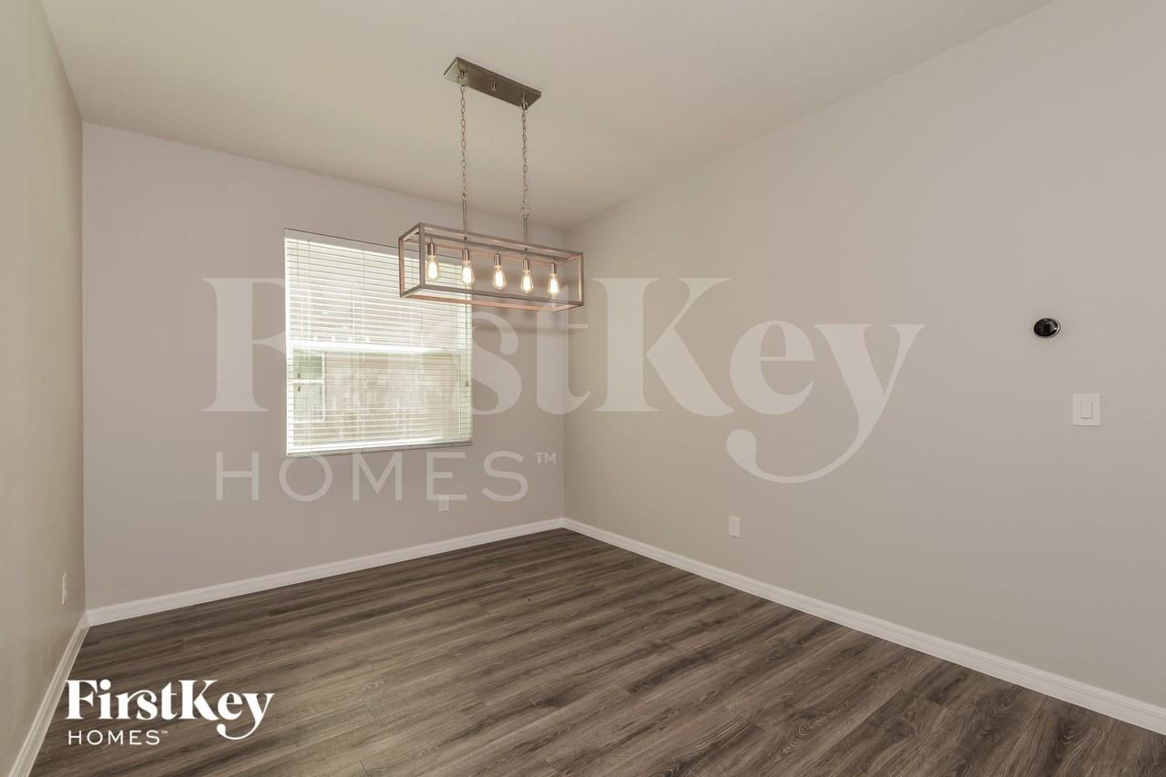 6117 Oak Mill Ter - Photo 4 of 15