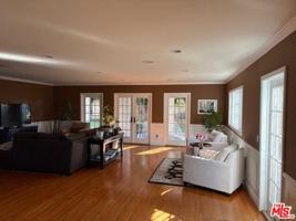featured image of 10328 Dunkirk Ave