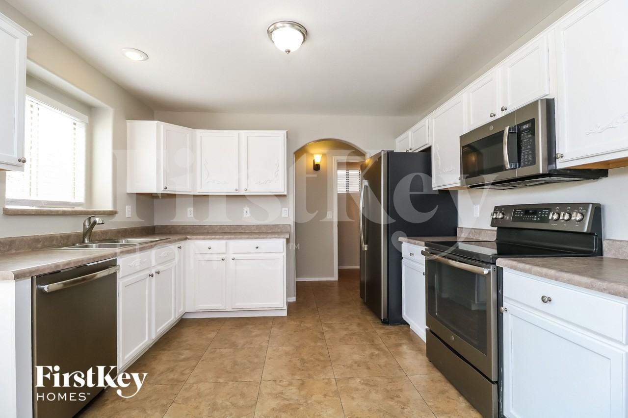 12909 W Monte Vista Rd - Photo 6 of 15