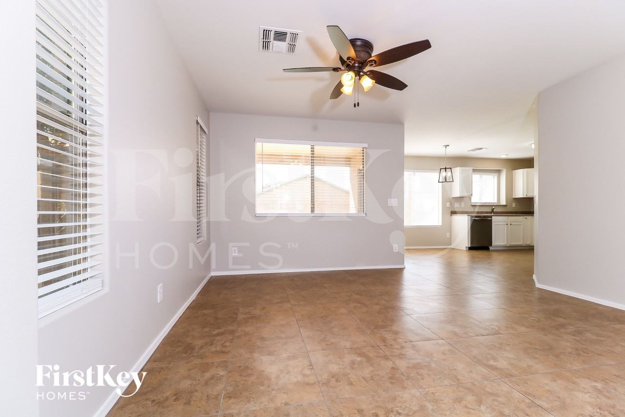 12909 W Monte Vista Rd - Photo 7 of 15