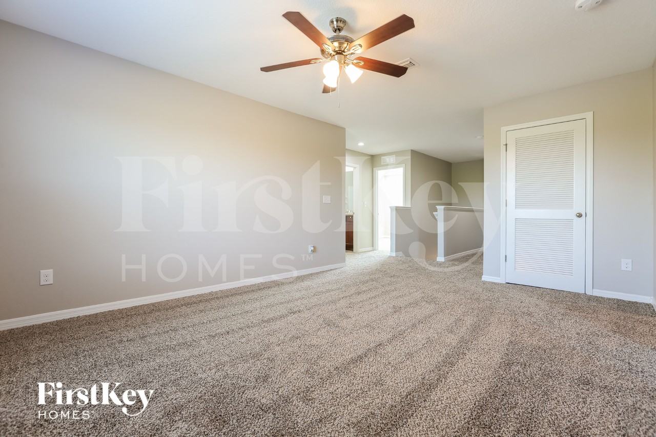 316 Corbett Bluff Dr - Photo 5 of 15