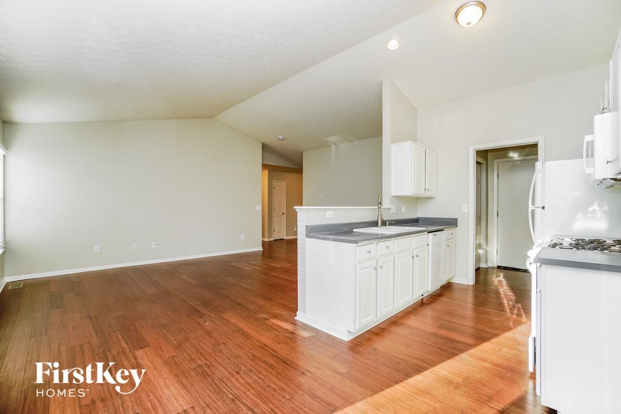 714 Keltoncrest Dr - Photo 4 of 15