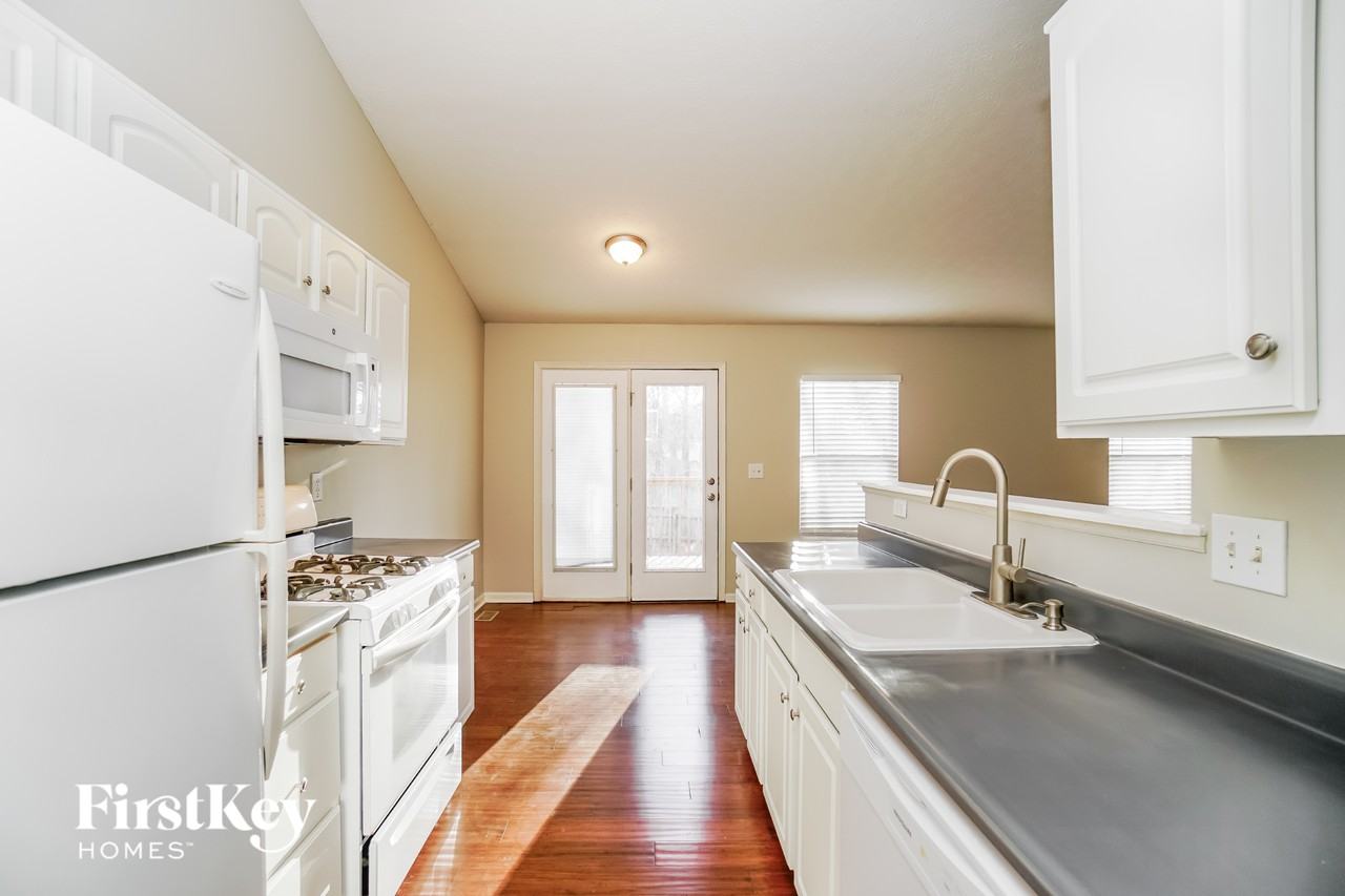 714 Keltoncrest Dr - Photo 5 of 15
