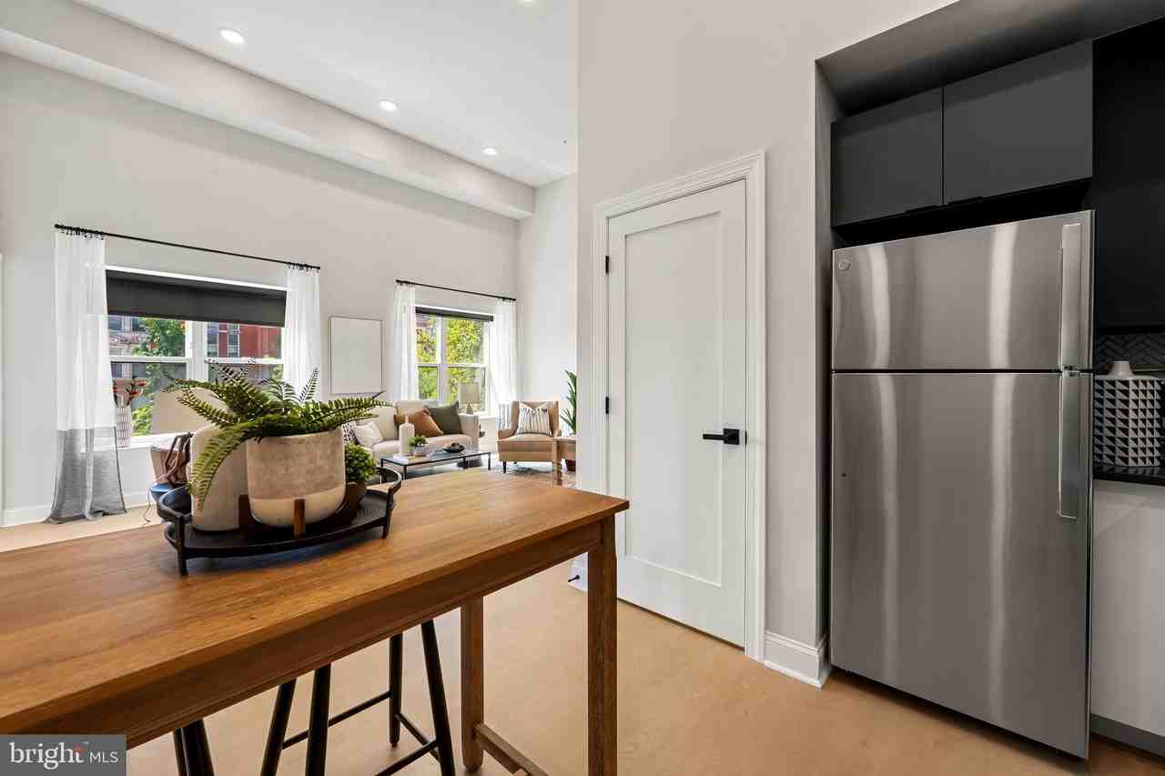 600 N Howard St #202 - Photo 7 of 17